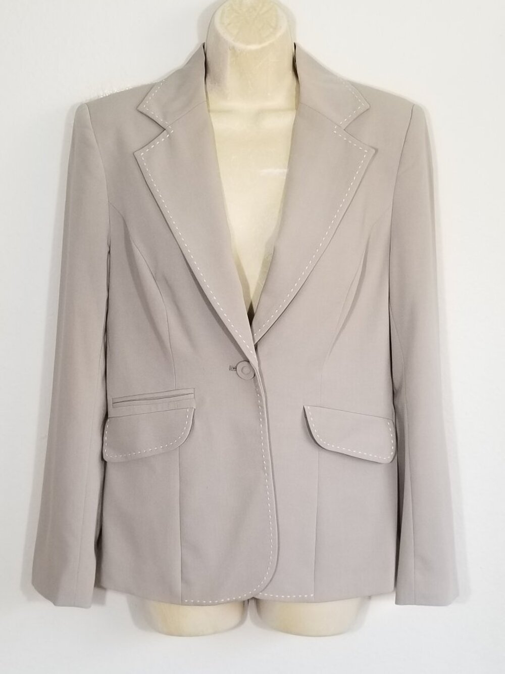 CAbi Style #832 Mist Gray Dynamo Blazer Jacket 7060E1M